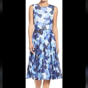 Maggy London Chiffon Pleat Dress